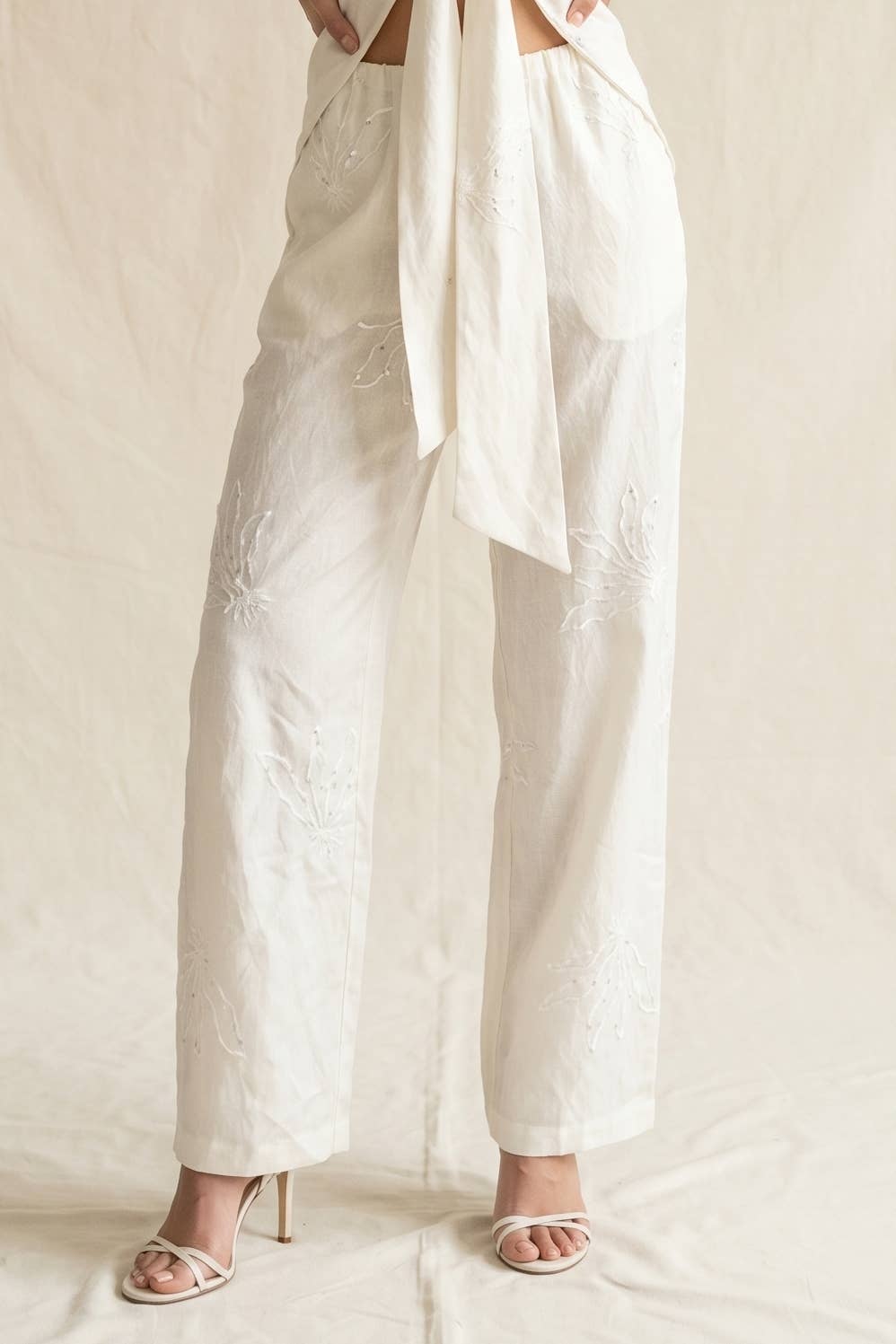 Wide Leg Linen-Blend Trousers